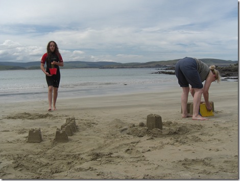 curio bay building sancastles
