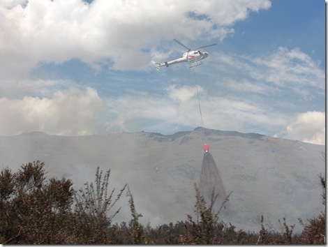 helicopter putting out fire helicopter putting out fire